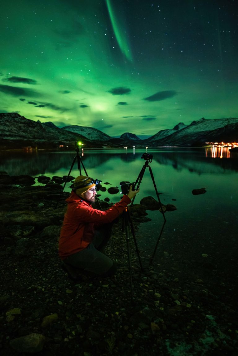 Cameras lined up in the green evening © Kristoffer Vangen