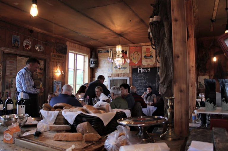 The old shop at Støtt is full of atmosphere. Photo: Støtt Brygge
