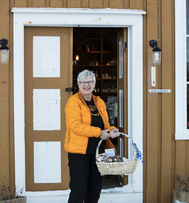 Heading into the old shop, now restaurant, at Støtt. Photo: Støtt Brygge