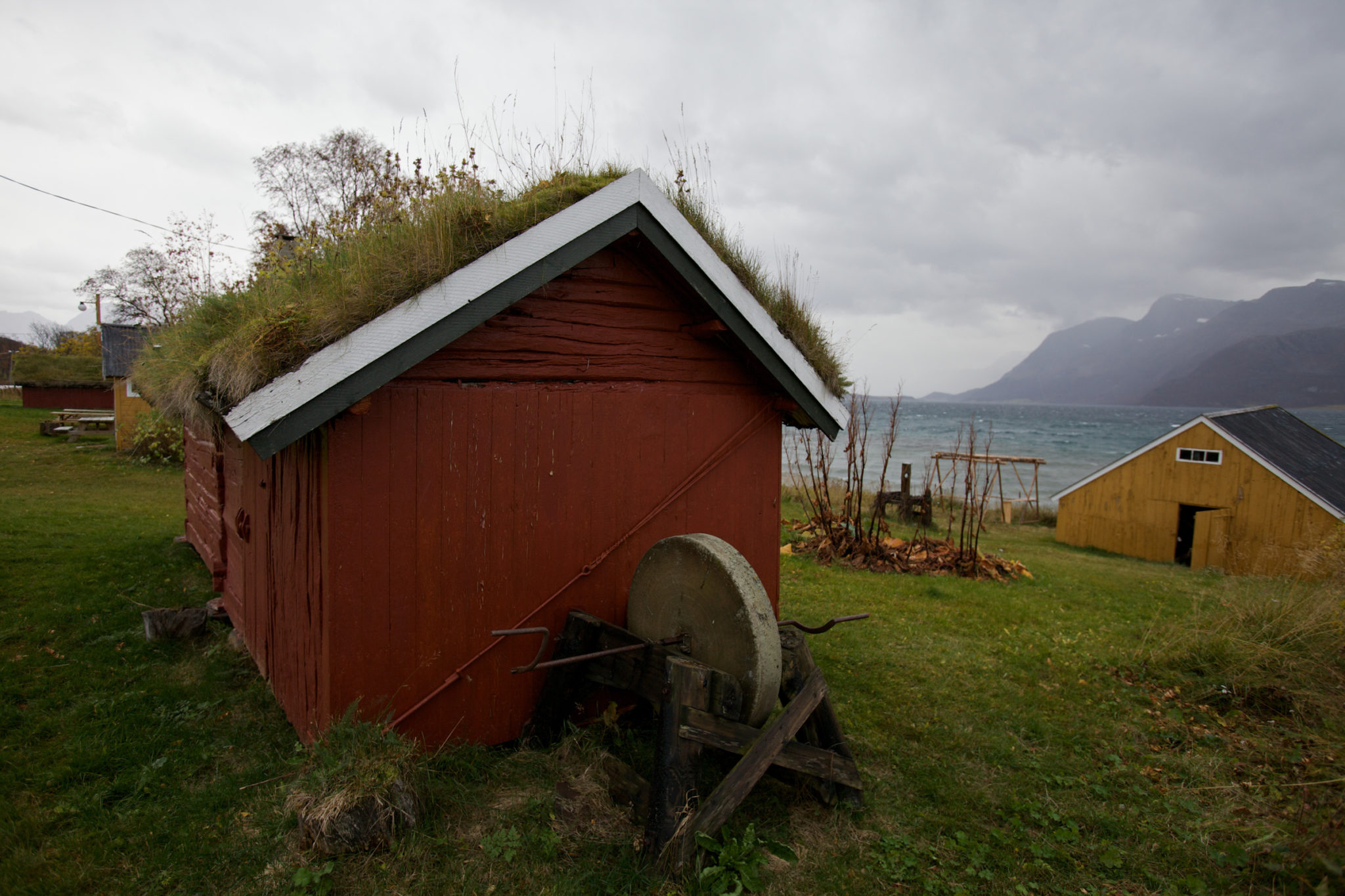 Storage and summer annex at Gamslett farm in Lyngen © Ola Solvang / Nord-Troms Museum